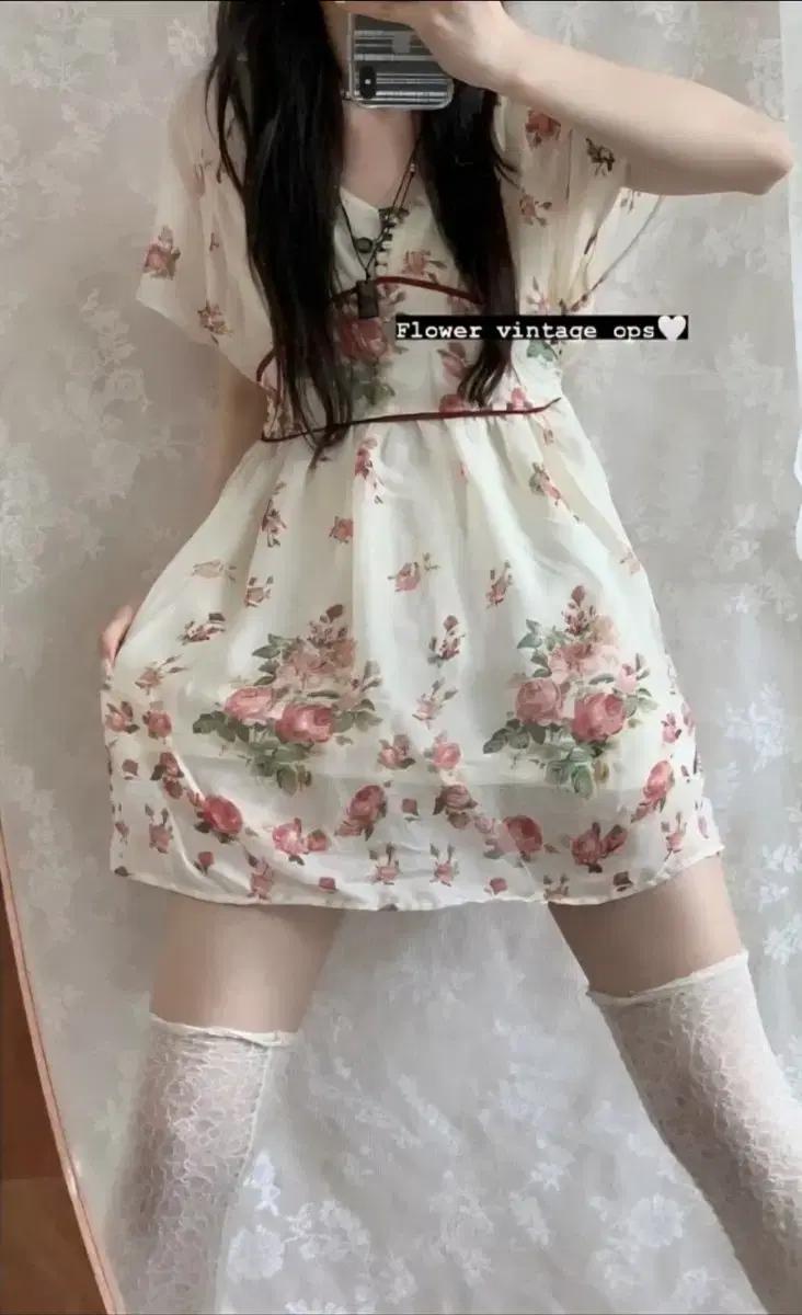 버터플라이빈티지 플라워 쉬폰원피스 /카모메산장 선가든파티 케토하우스 크루