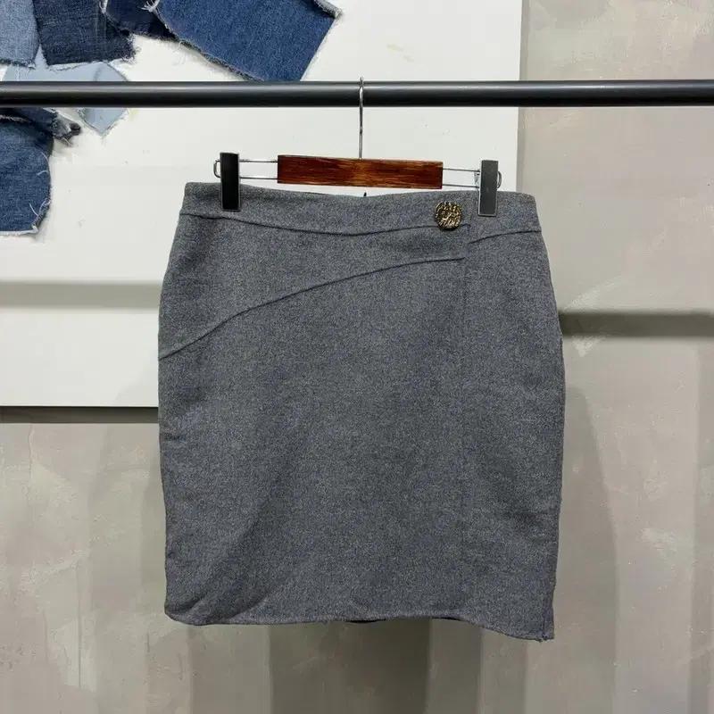(30인치) 베스띠벨리 여성 캐주얼 울 미니스커트 치마