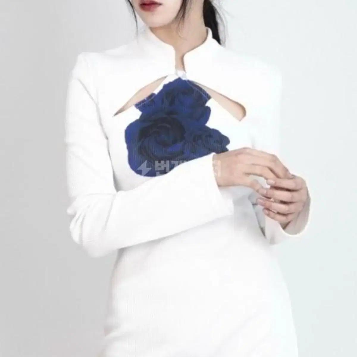 달링유어배드 언체인징 러브 원피스 화이트