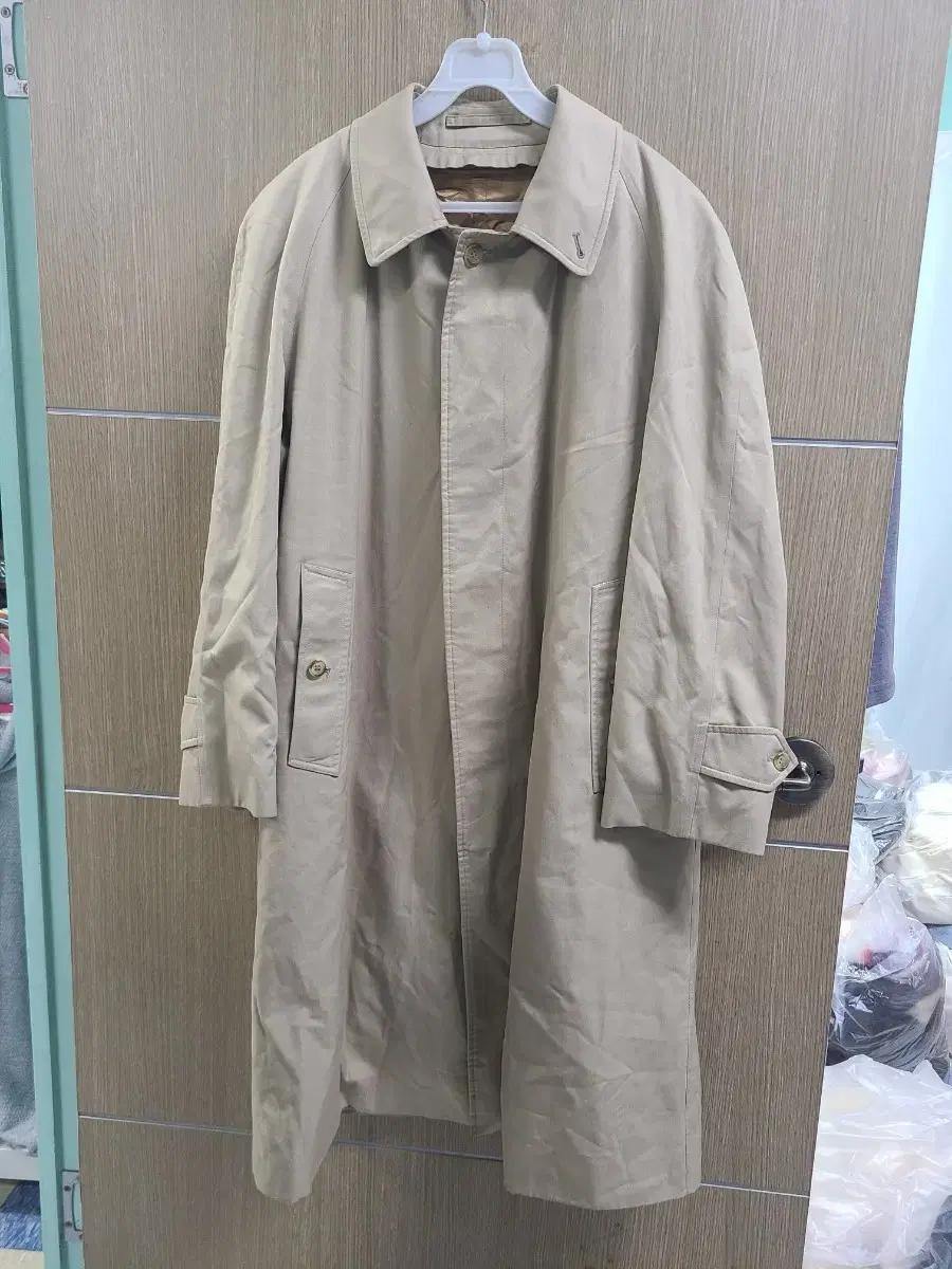 버버리 베이지색 롱 트렌치 코트