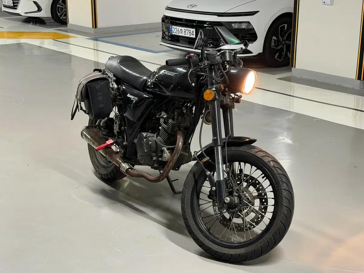 엘로이헌터125 / 18년식 70만원 전국최저가 급매합니다.