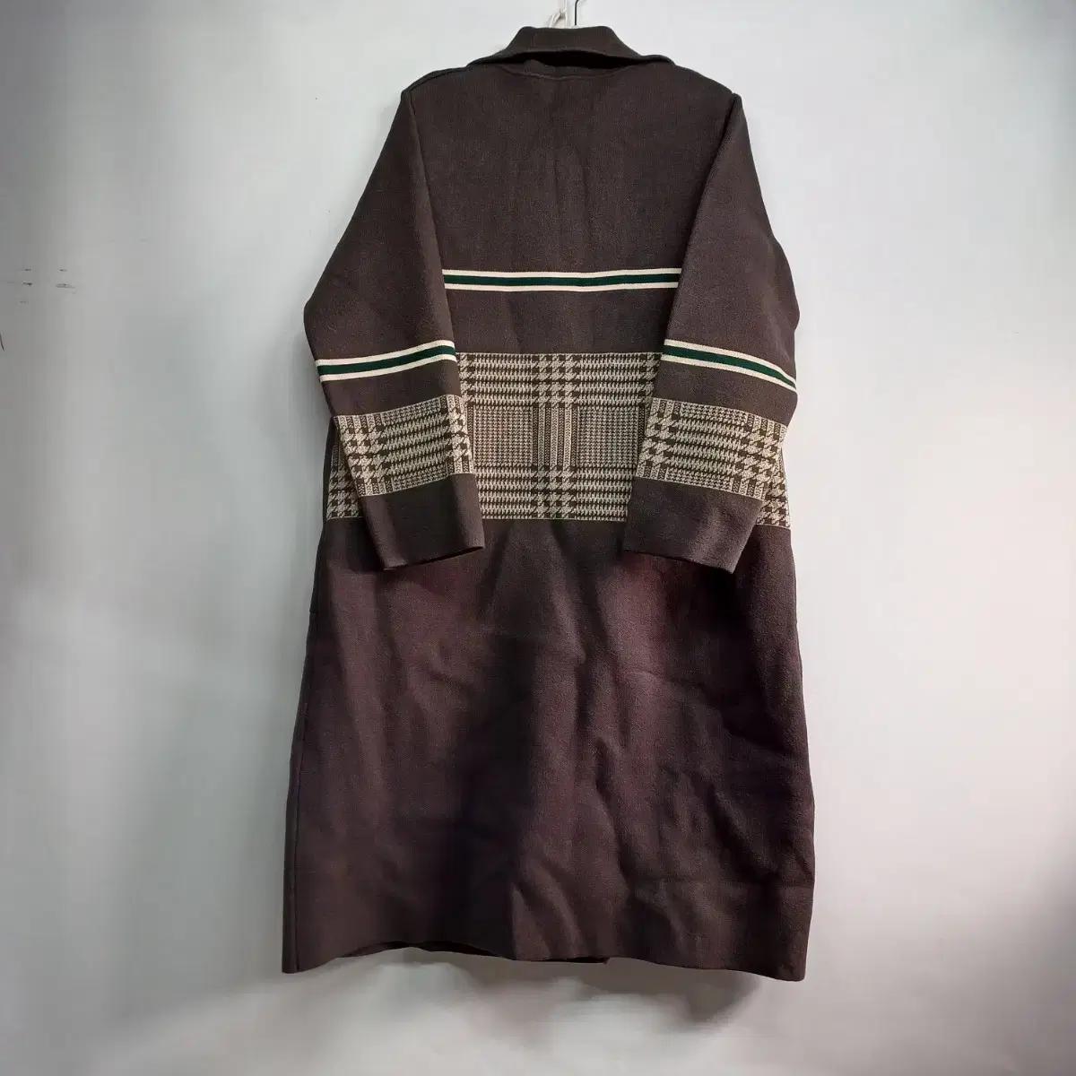 체크 패턴 브라운 롱 니트 코트105사이즈 겨울 510033