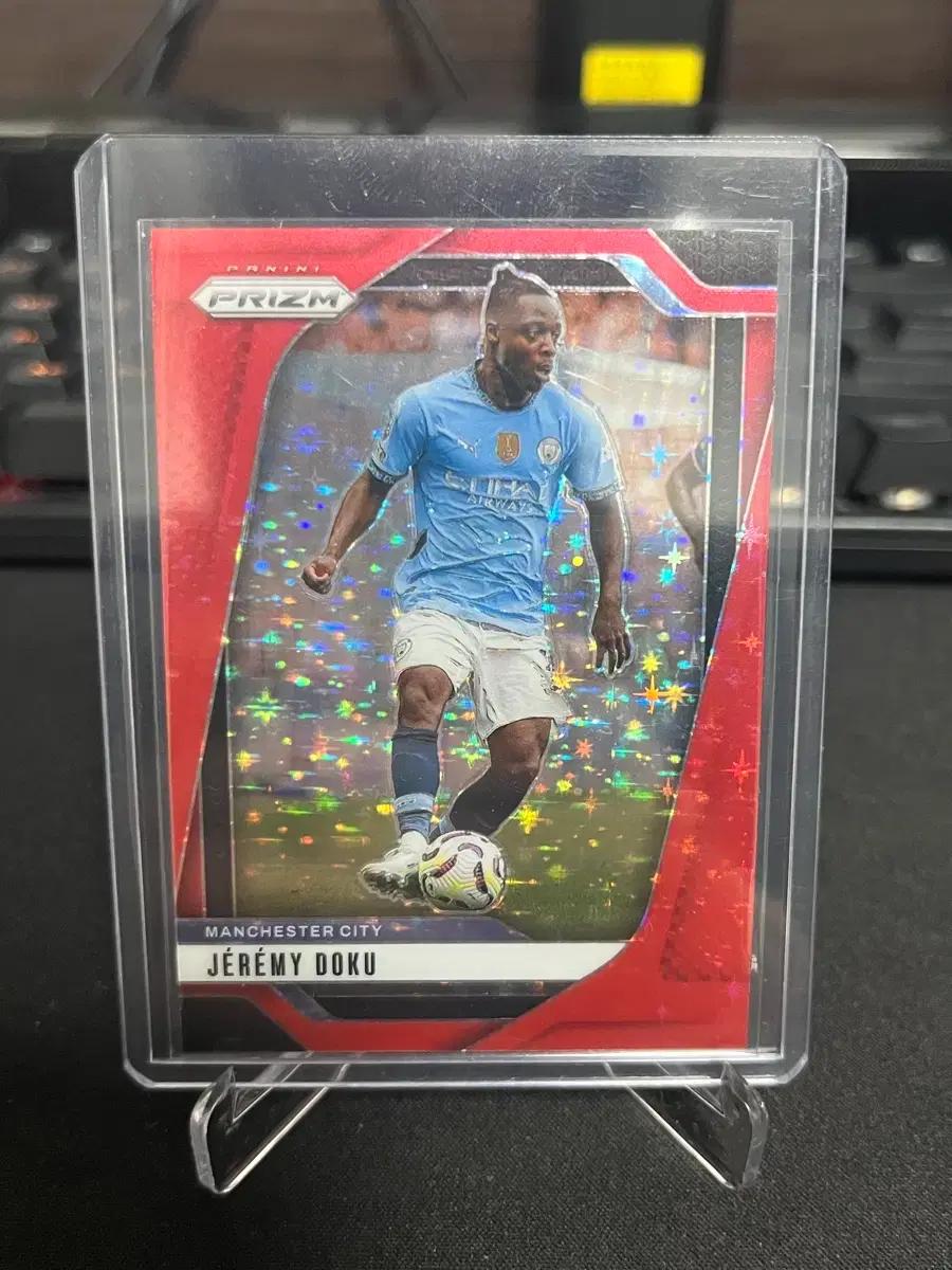 맨시티 24-25 도쿠 레드스타 프리즘 카드 25한정