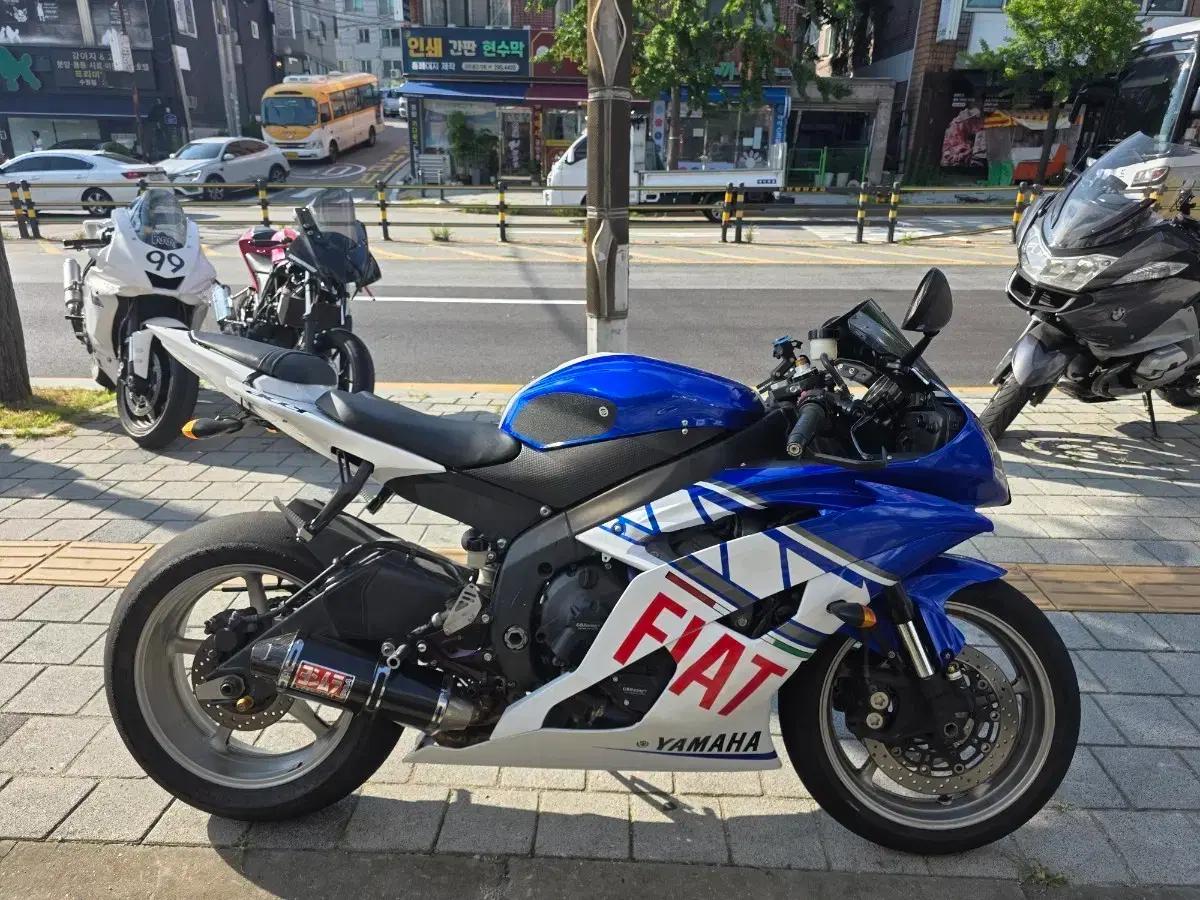 야마하 R6