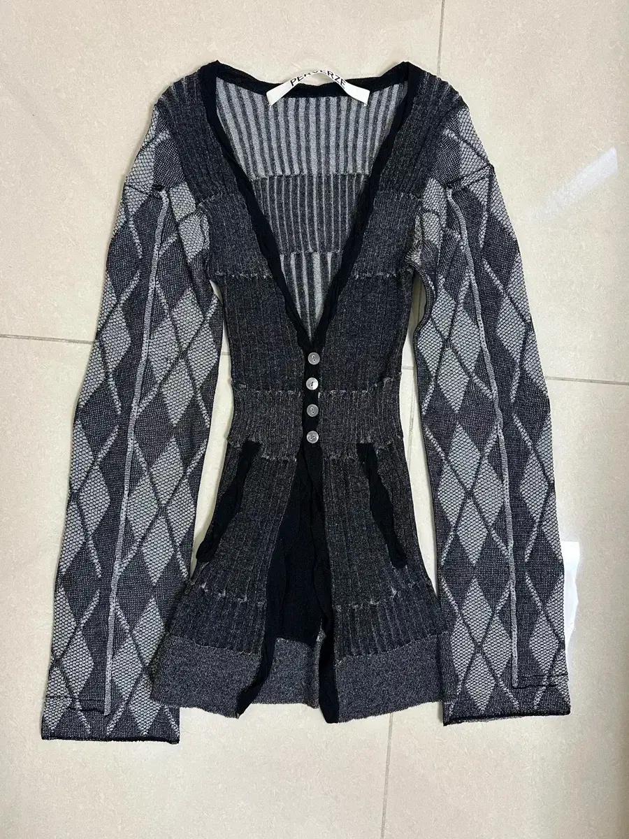 Perverze 퍼버즈 니트 탑