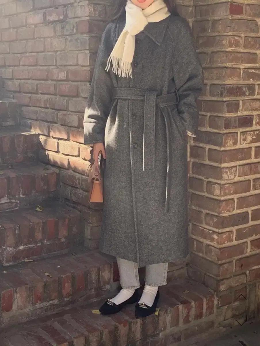 메이비베이비 헤링본 롱코트