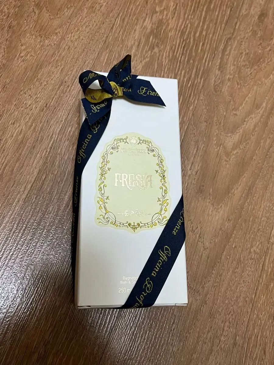 산타마리아노벨라 바디워시 프리지아