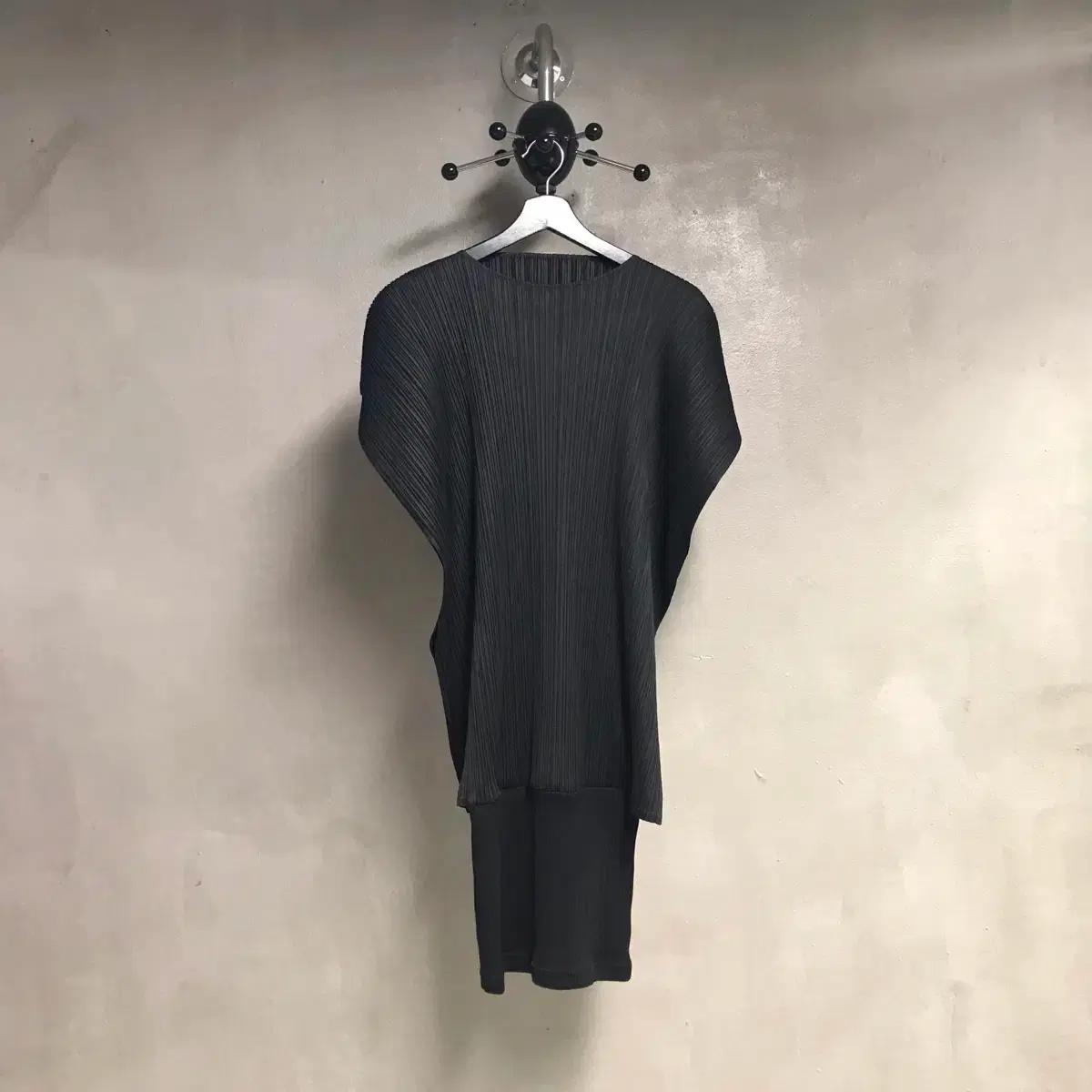 이세이 미야케 플리츠 플리즈 블랙 원피스 3(W)