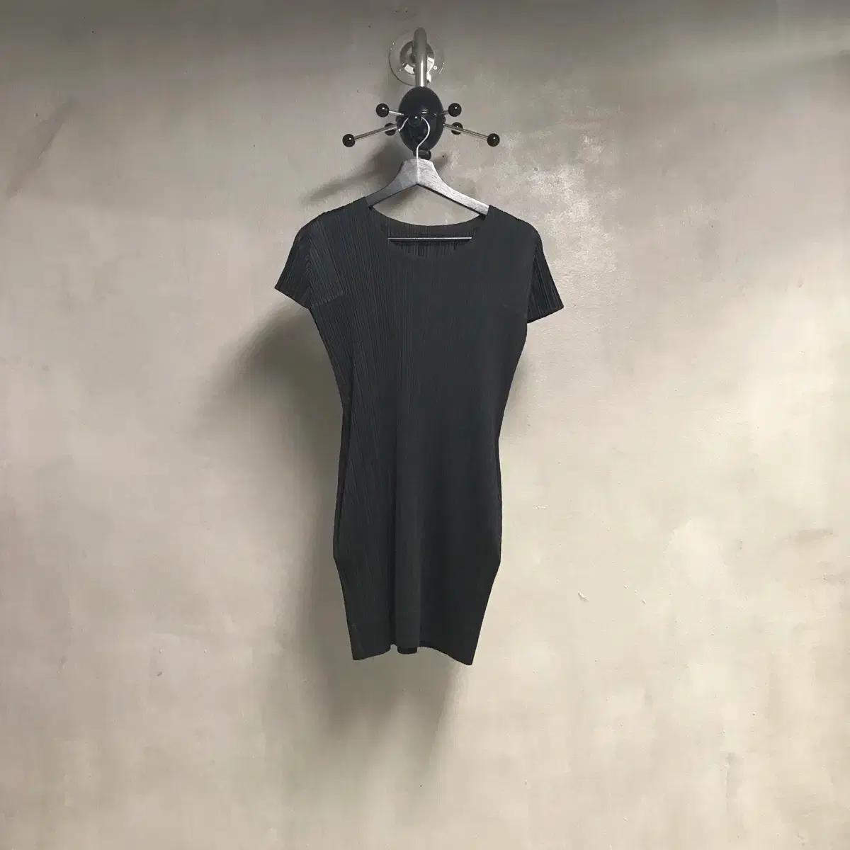 이세이 미야케 플리츠 플리즈 블랙 원피스 3(W)