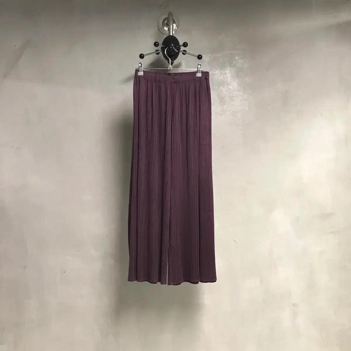 이세이 미야케 플리츠 플리즈 팬츠 버건디 1(W)