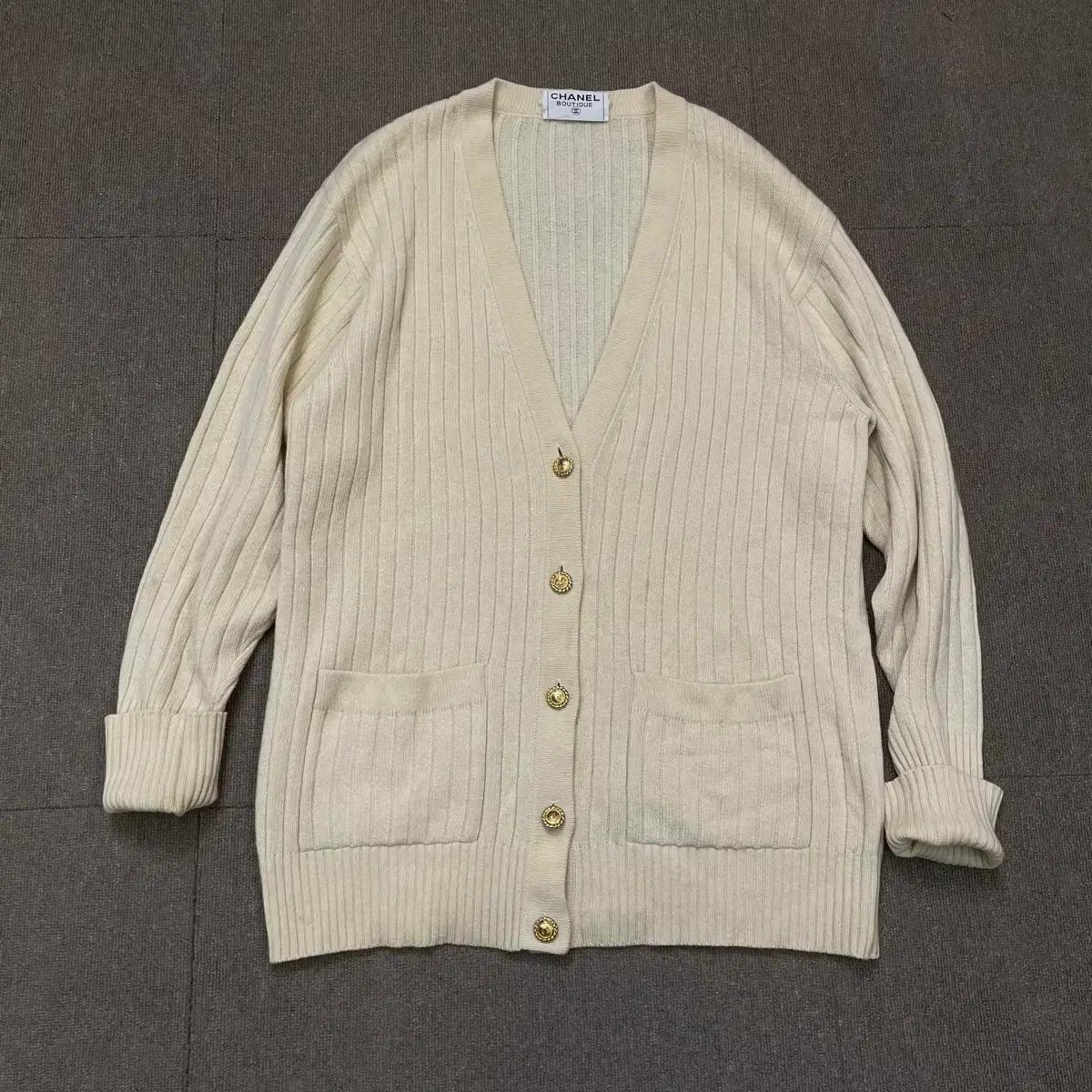 chanel boutique 샤넬 부티크 빈티지 니트 가디건 38