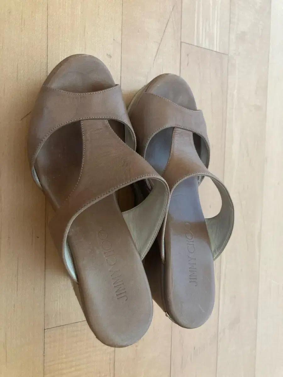 지미추 여성 웨지샌들 베이지 37 (235)