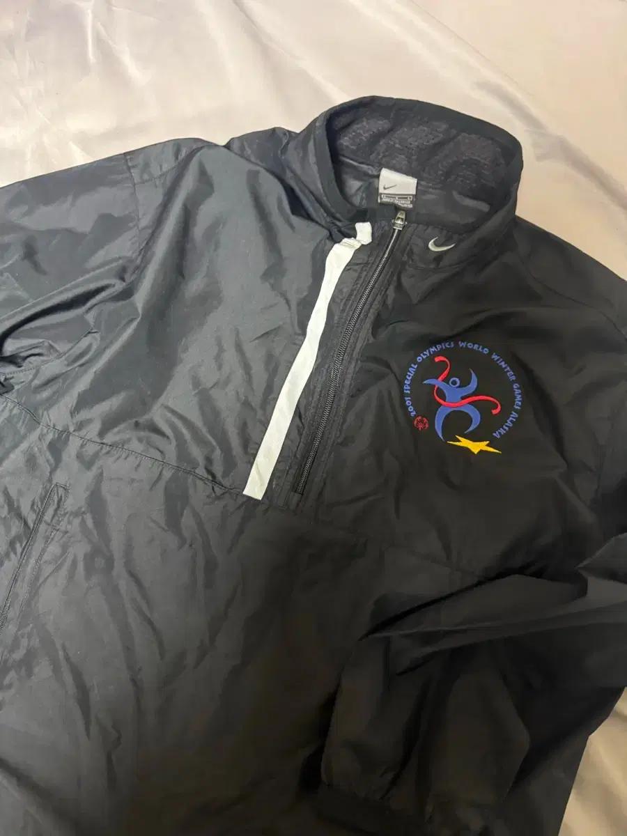 나이키 2001 스페셜 올림픽 바람막이 블랙