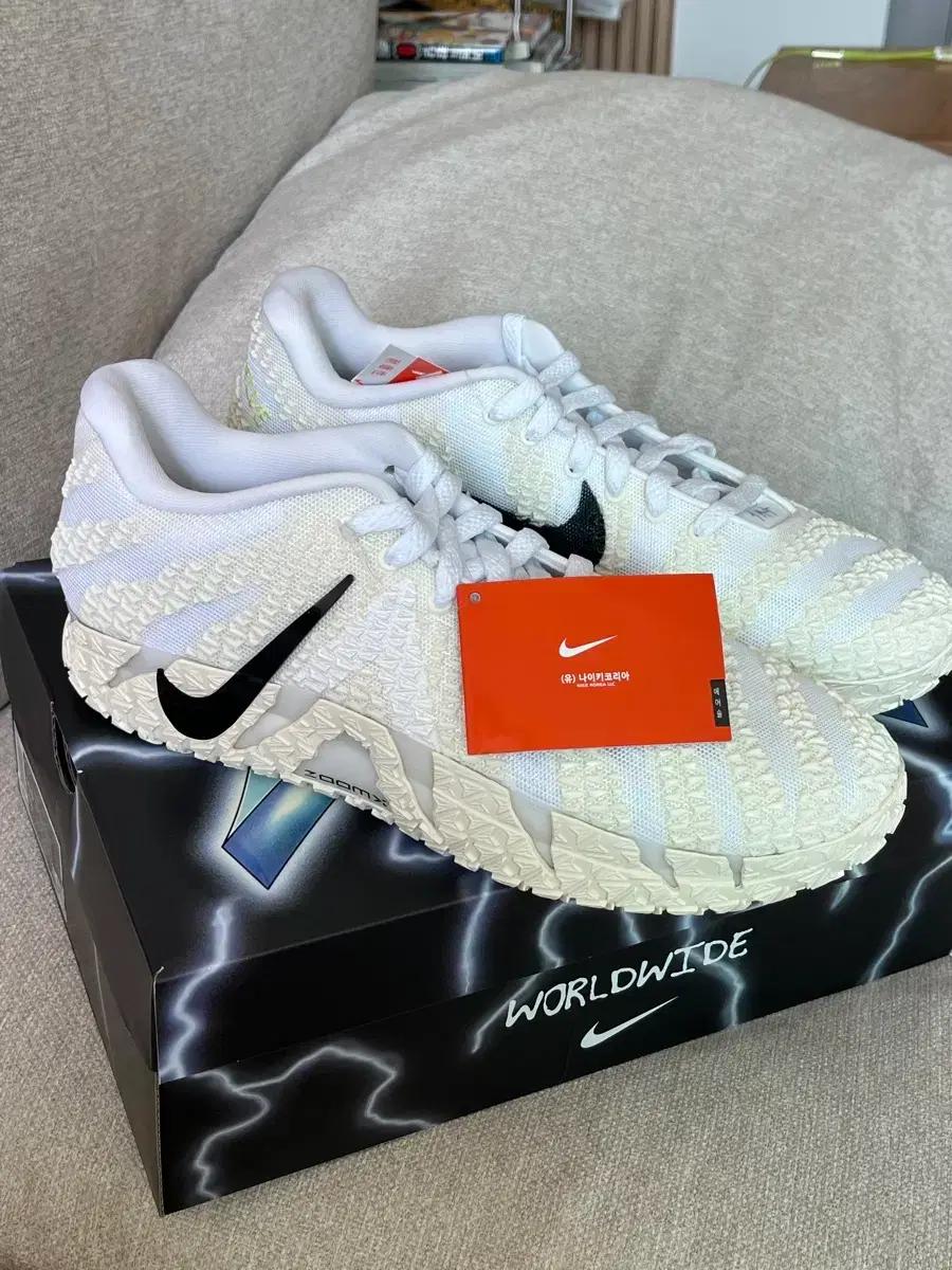 자모란트 3 나이키 농구화 자3 세일