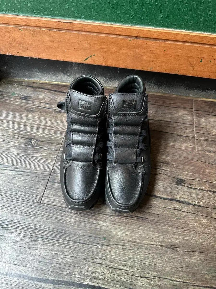 오미츠카타이거 여성 가죽 신발 37사이즈