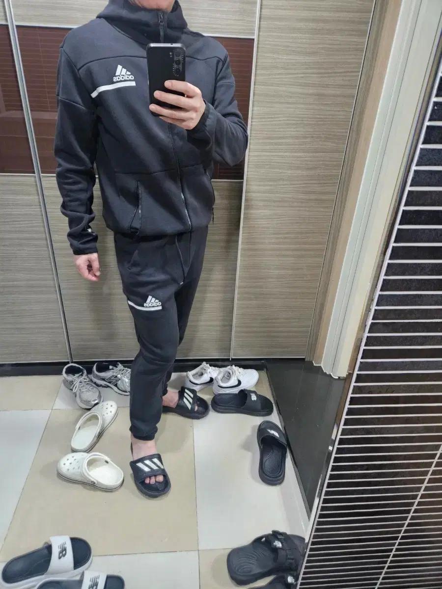 아디다스 트레이닝 후드집업 세트