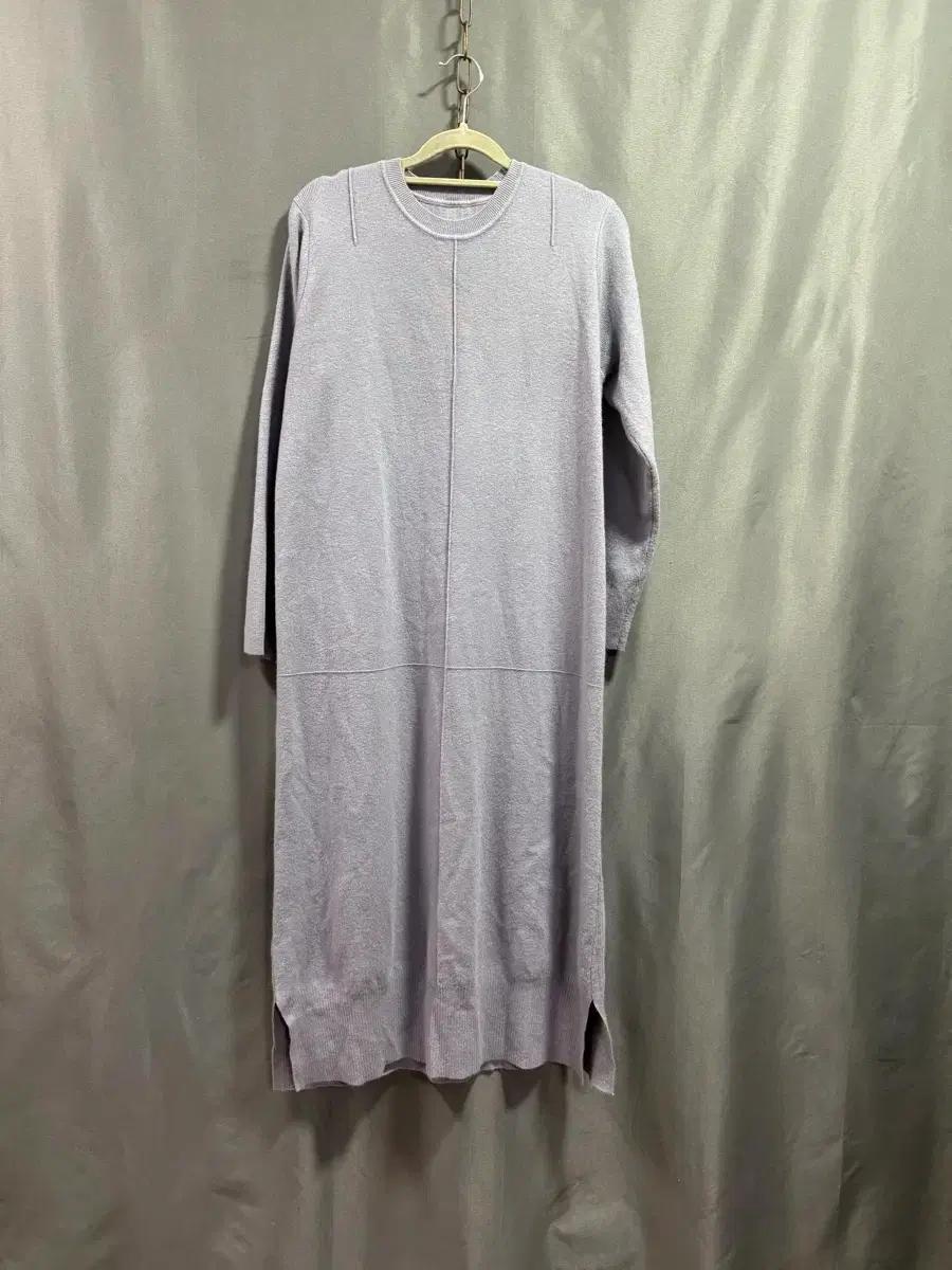 [노브랜드]연블루  라운드넥 포근한 소재 니트 롱원피스(66추천)