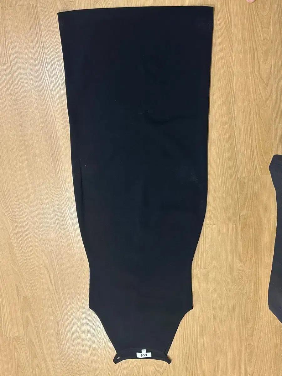 COS 블랙 롱 원피스 여름 니트 원피스 s