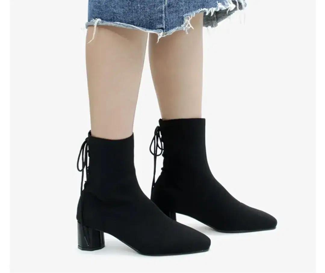 세스띠 블랙 삭스 앵클 부츠 여성 슈즈225