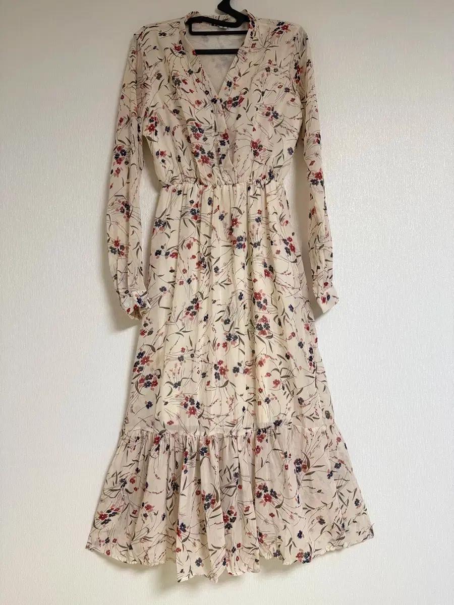 [새상품] 플라워 패턴 롱 원피스 쉬폰 캉캉