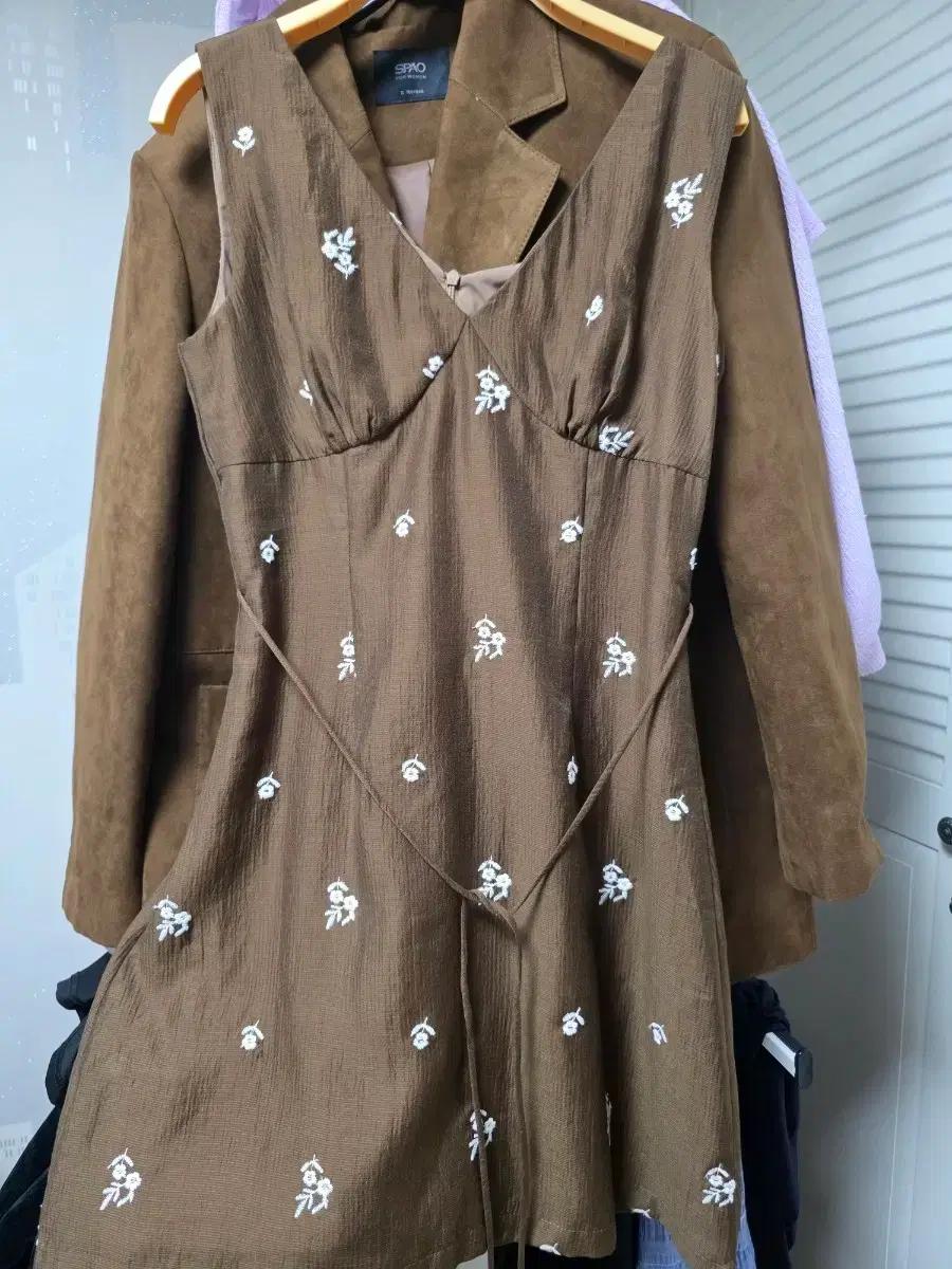 신스덴 코코플로럴 미니원피스 M사이즈 판매합니다!