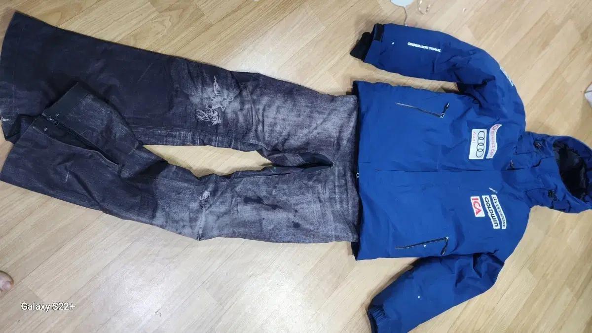 골드윈 스키팀복 뚜꺼운 다운이라 경량 기능성능 최상위 최고급품 혹한야간용