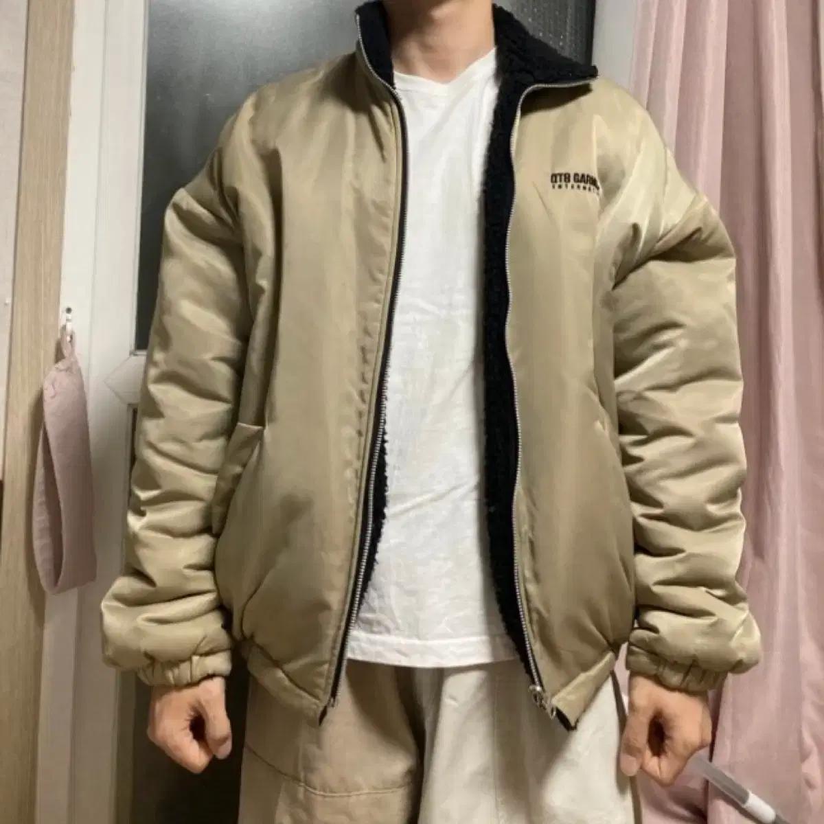 QT8 GARMENTS 리버시블 양털 점퍼 자켓