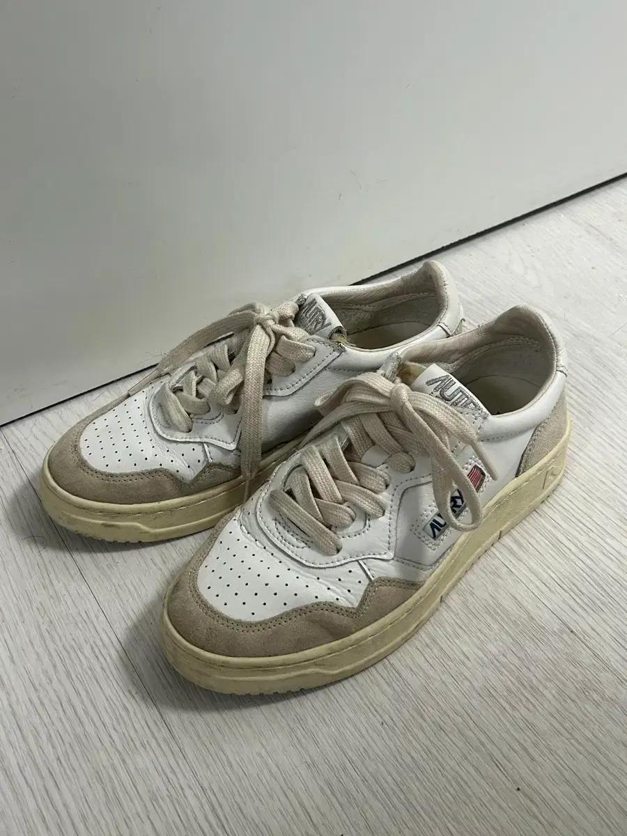 오트리 운동화 35사이즈