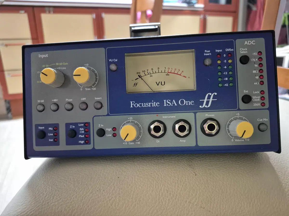 포커스라이트ISA One