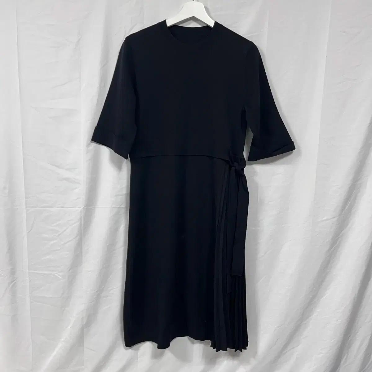 빈폴레이디스 플리츠 믹스 니트 원피스