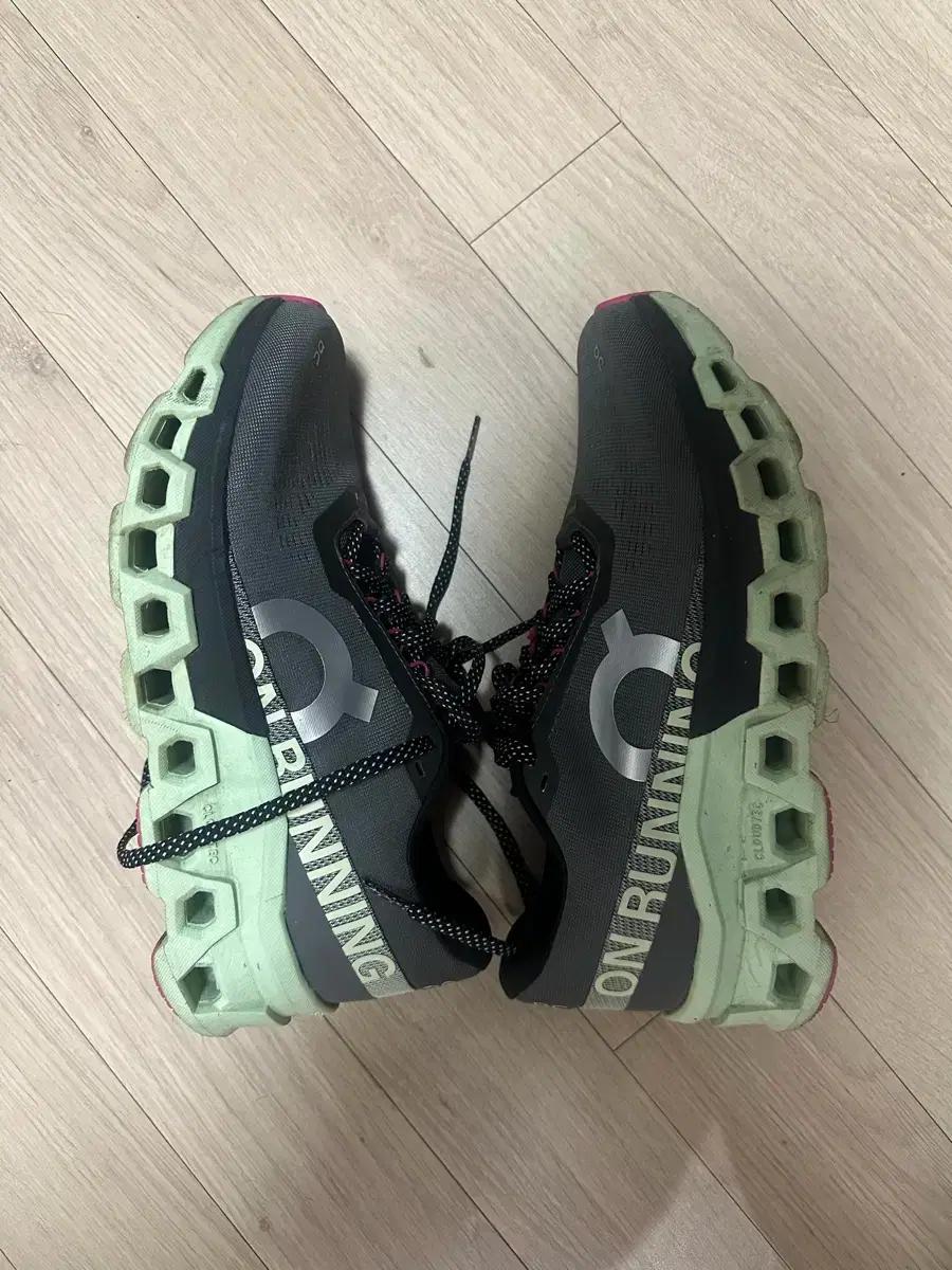 On Running 클라우드텍 런닝화 그레이/민트 265