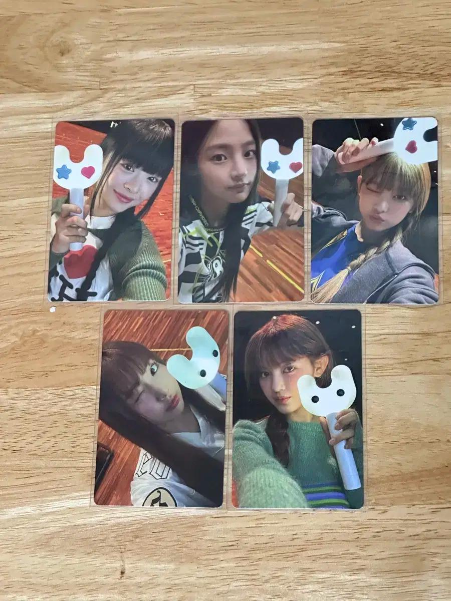 뉴진스 응원봉 포토카드 일괄 양도
