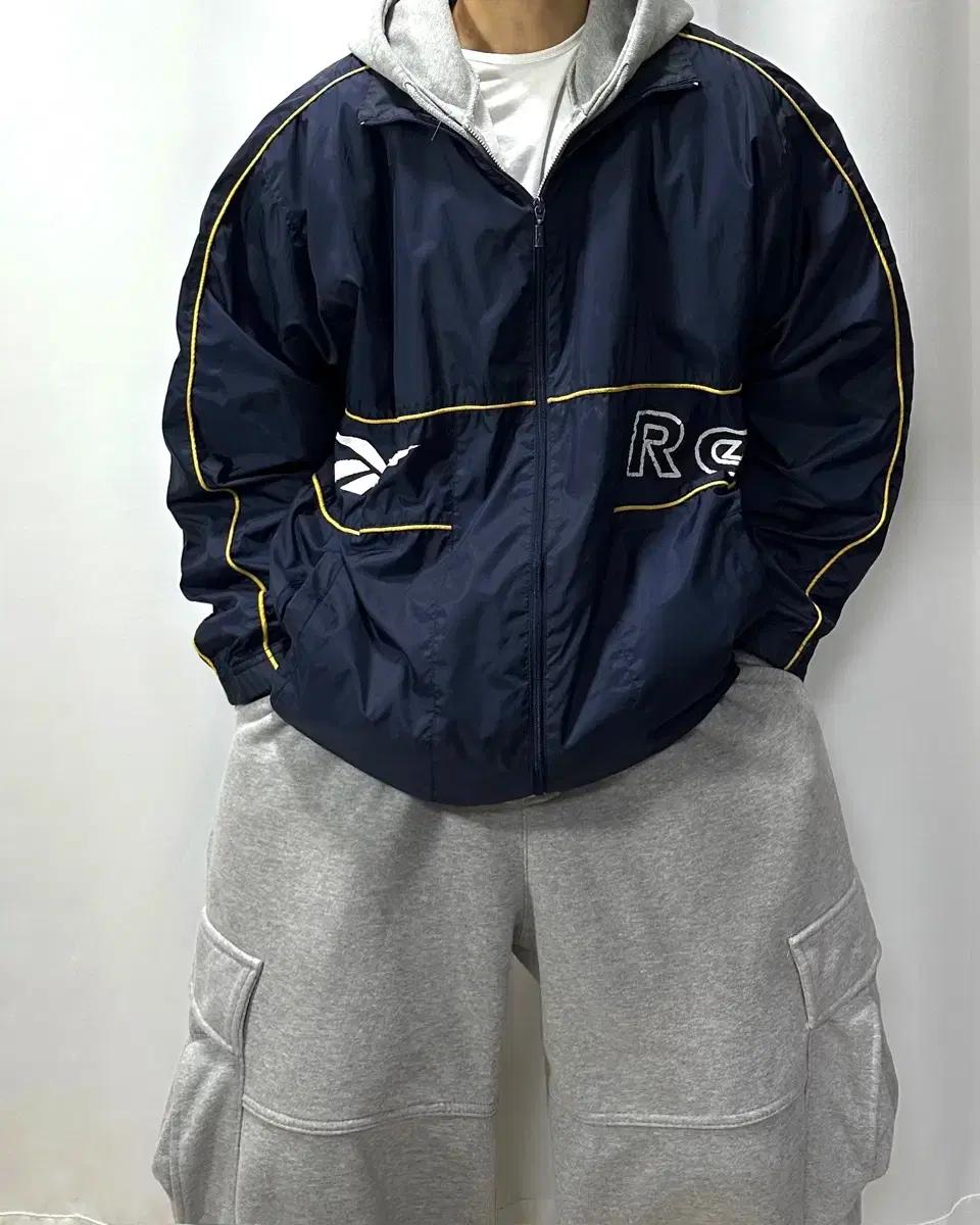 Reebok 리복 빅로고 올드스쿨 바람막이 자켓