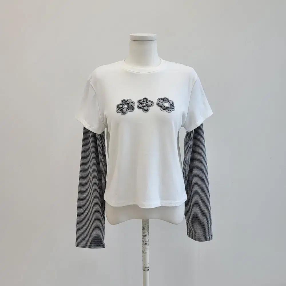 레이어드반팔스트라이프긴팔 단가라티셔츠가을간절기 스트릿룩코디 데이지티셔츠