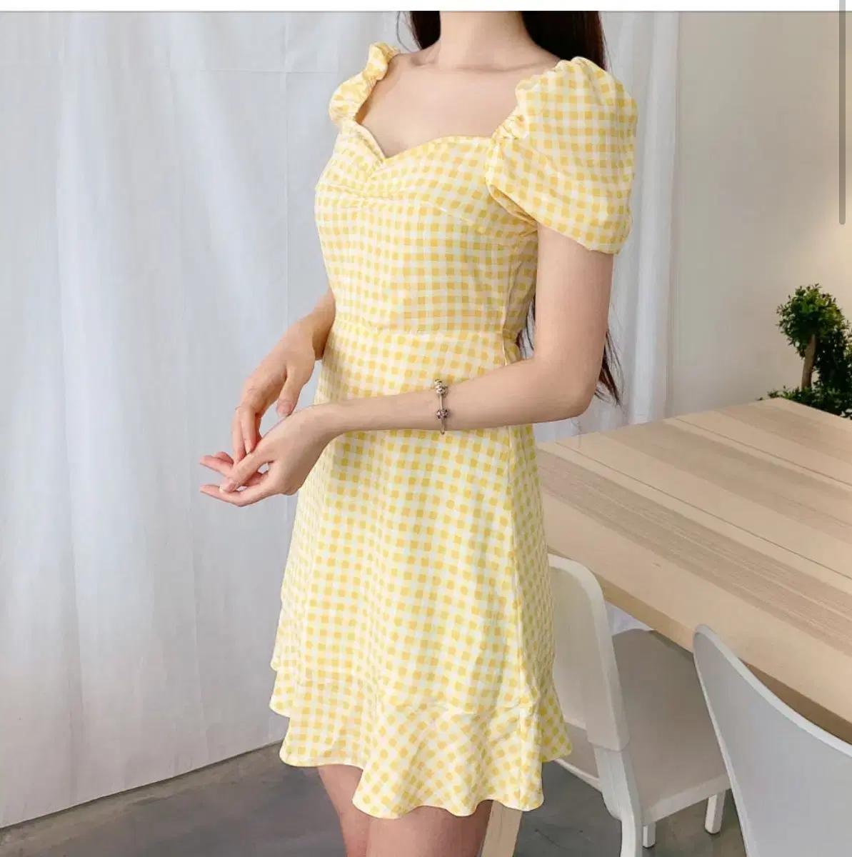 새상품 체크미니원피스 옐로우 봄 나들이