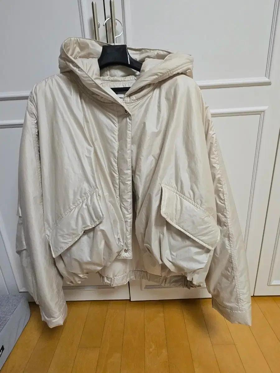 시스템 크롭 후드 패딩점퍼