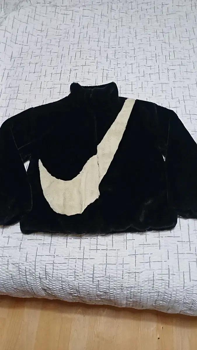 나이키 퍼재킷 M 여성66 가슴55 기장62