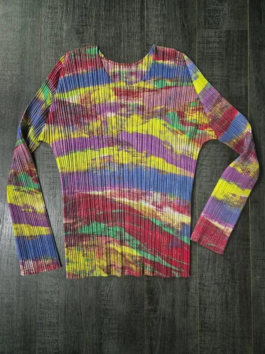 (최종가격인하)이세이 미야케 플리츠 플리즈 탑