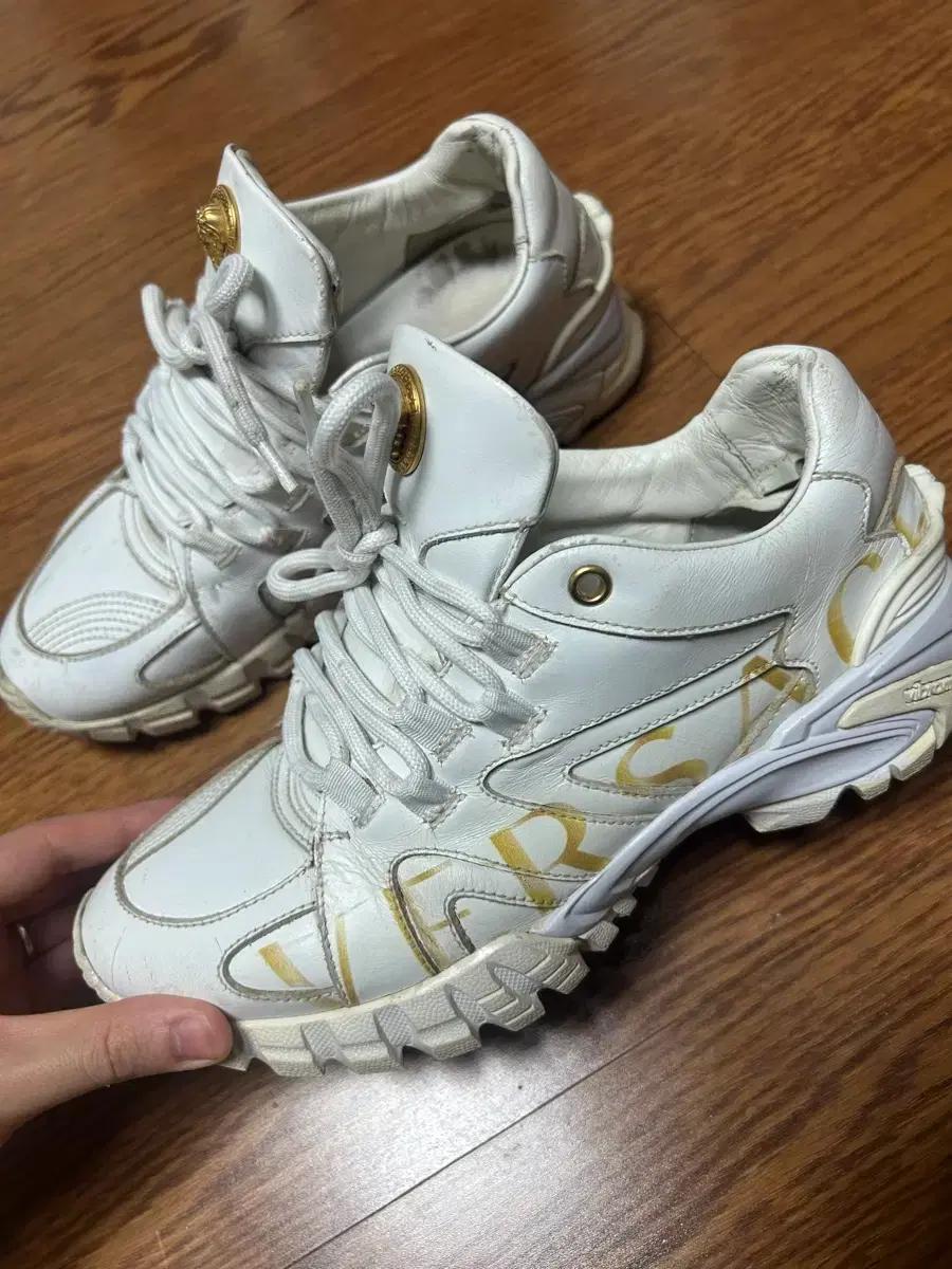 베르사체 X KITH 콜라보 스니커즈 마지막가격