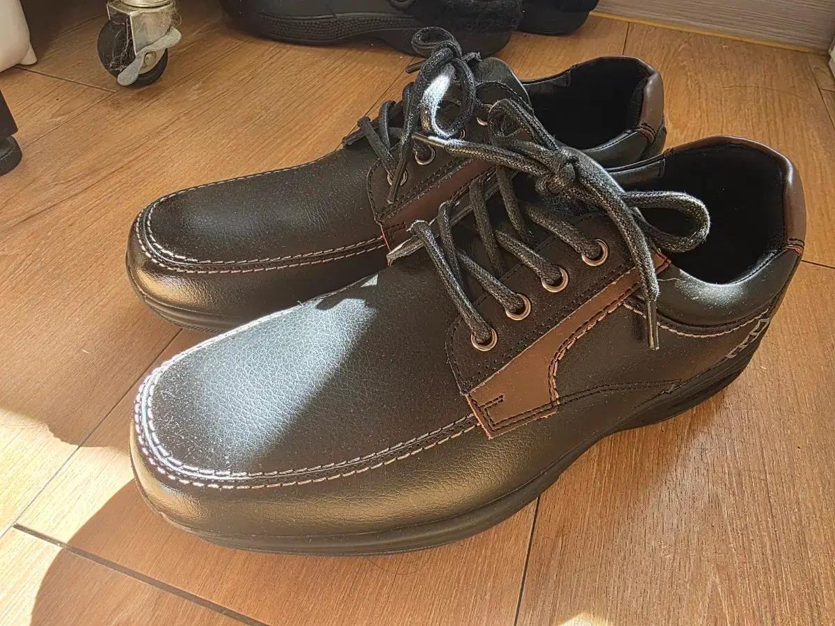 장마릴 캐쥬얼화 260