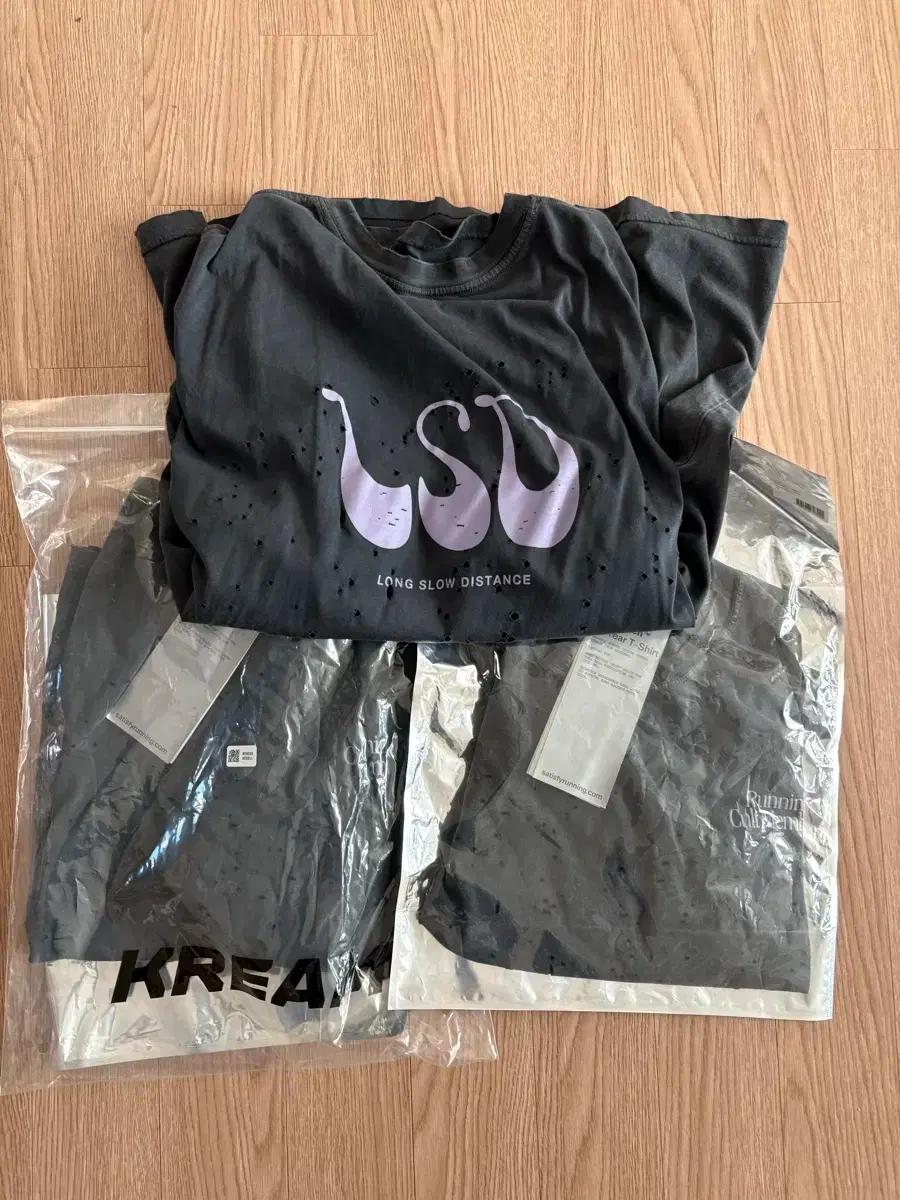 새티스파이 satisfy 10주년 LSD 반팔 티셔츠 xl