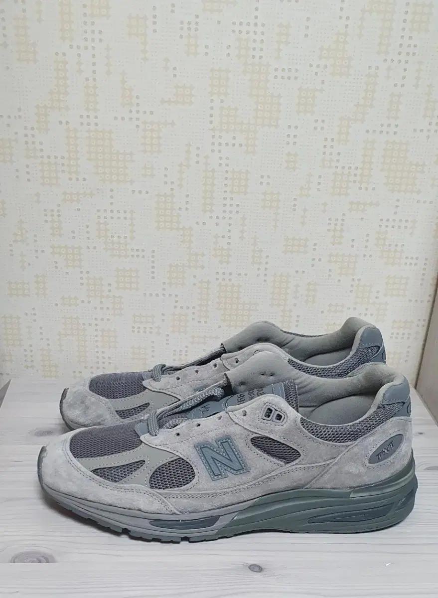 [265] 뉴발란스 991v2 디스이즈네버댓 265사이즈 판매 디네댓