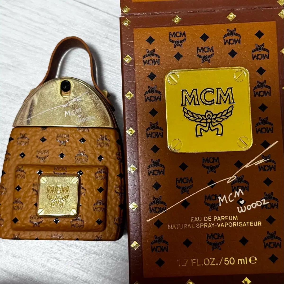 [판매] WOODZ 우즈 조승연 MCM 한정판 싸인각인 향수