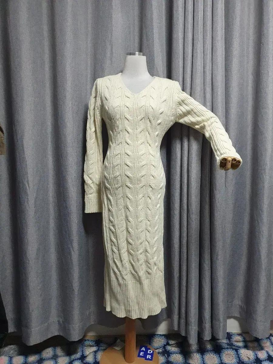 케이블 맥시 니트원피스