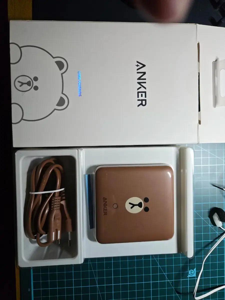 앤커 anker 파워포트 아톰3 슬림 65w 충전기