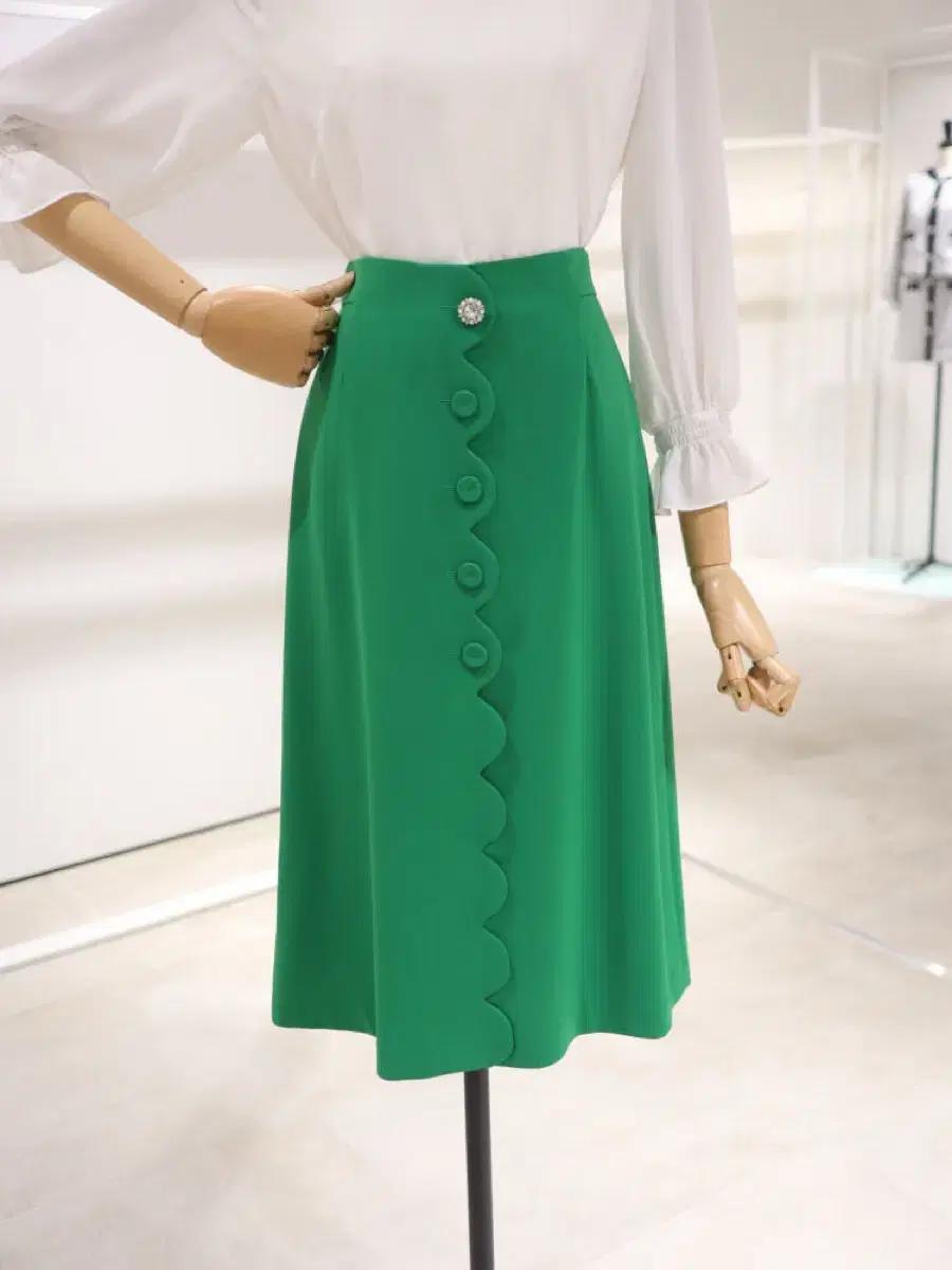 21년 잇미샤 물결 진주 보석단추 스커트 롱치마 그린 초록 하객룩오피스룩