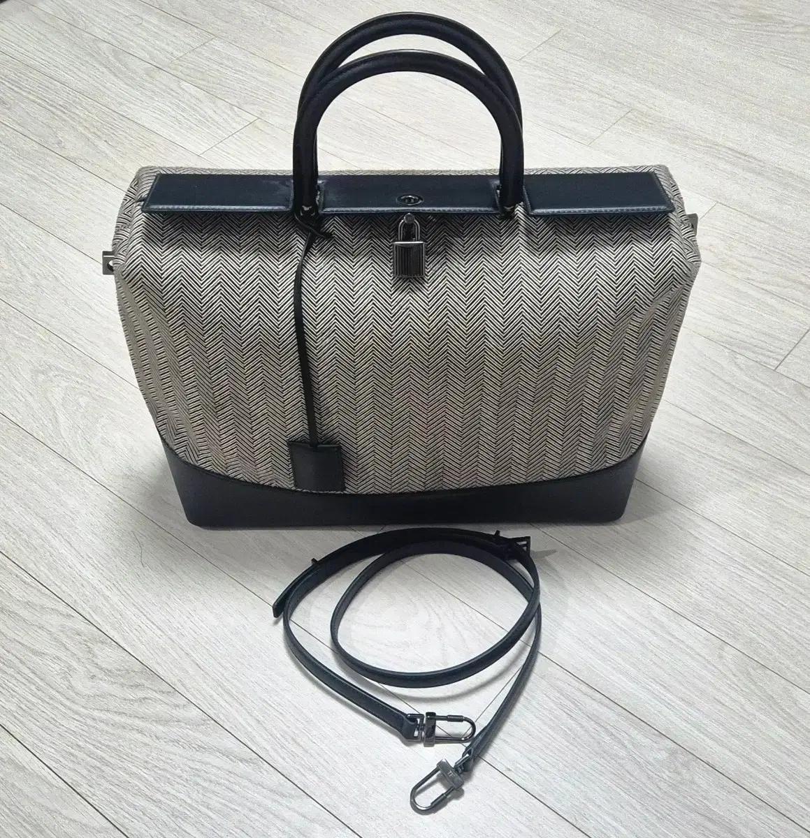 톰포드 TOM FORD 말송치 브리프케이스 닥터백