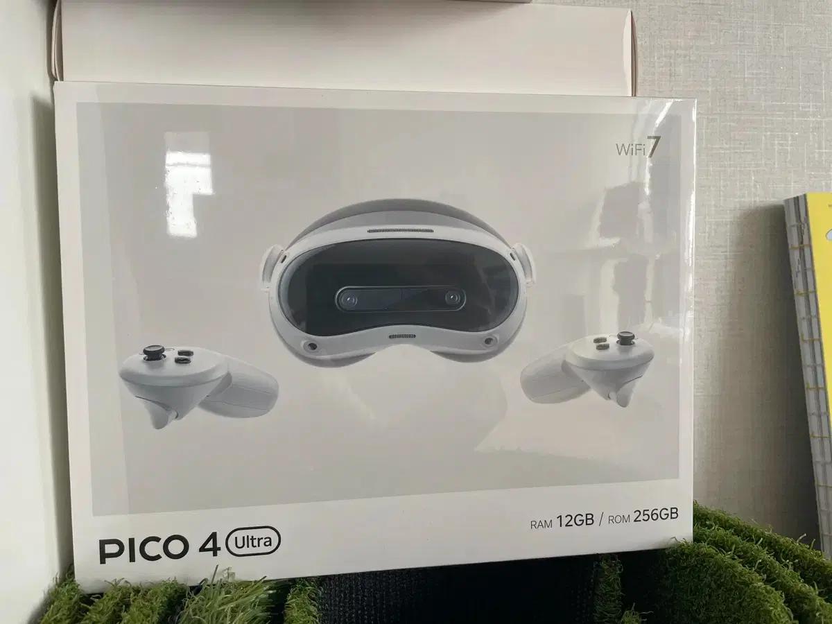 PICO 4 Ultra VR 12GB/256GB (미개봉 새제품)