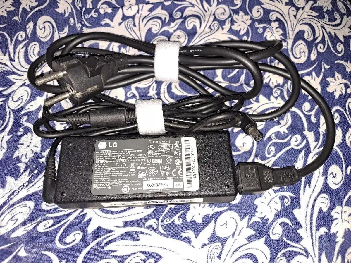 (중고) LG 아답터. ( PA-1900-08 / 19V 4.74A )