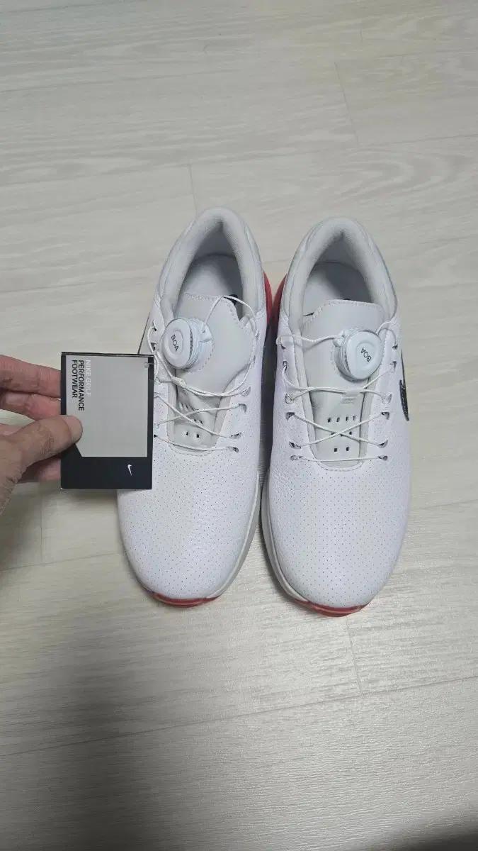 나이키 에어 줌 빅토리 투어3 보아 BOA 240mm 판매합니다